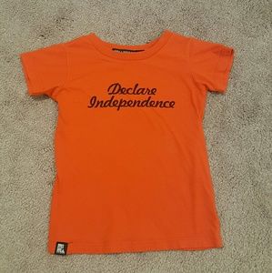 Mini and Maximus tee